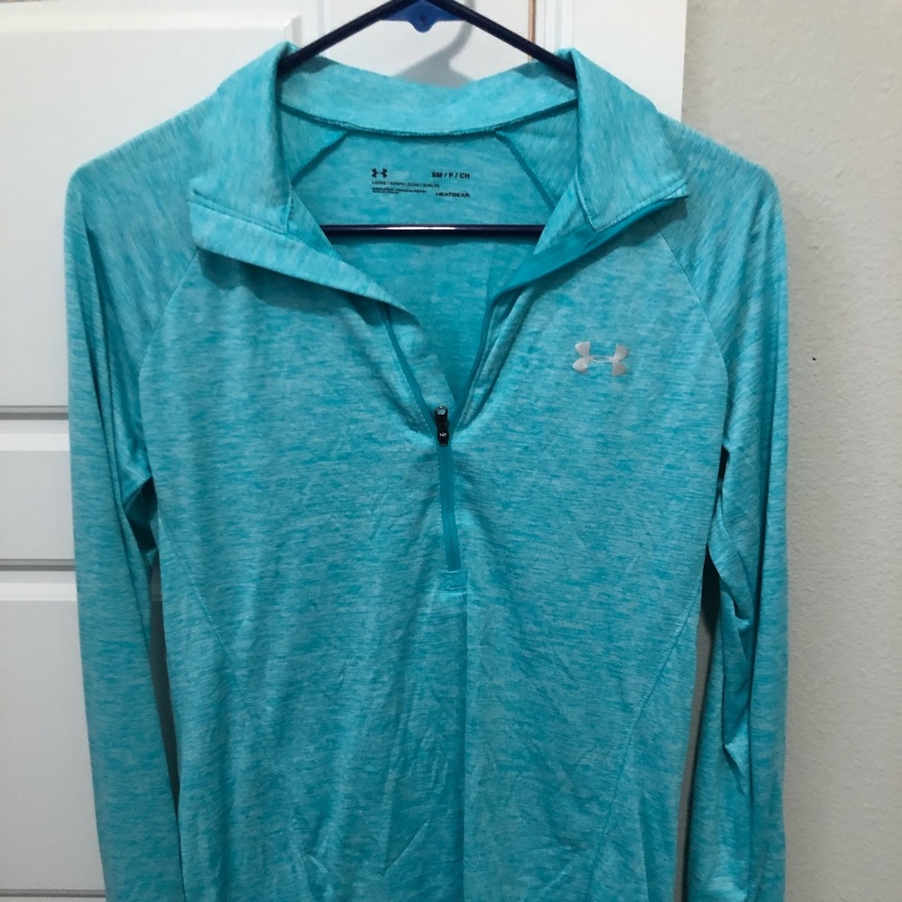under armor shirt/pullover